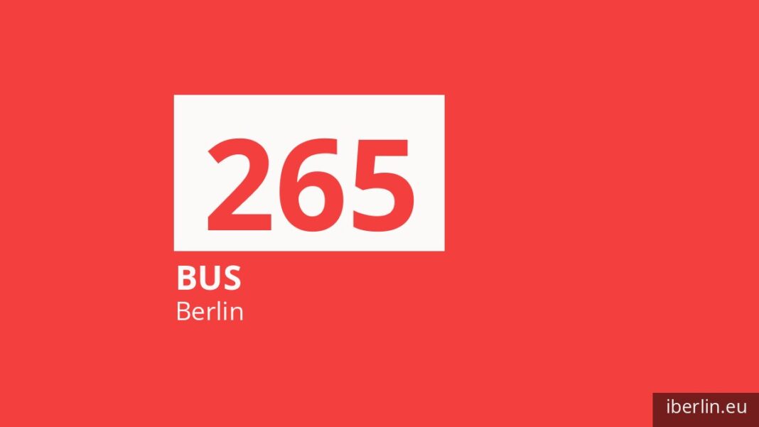 Bus 265 in Berlin