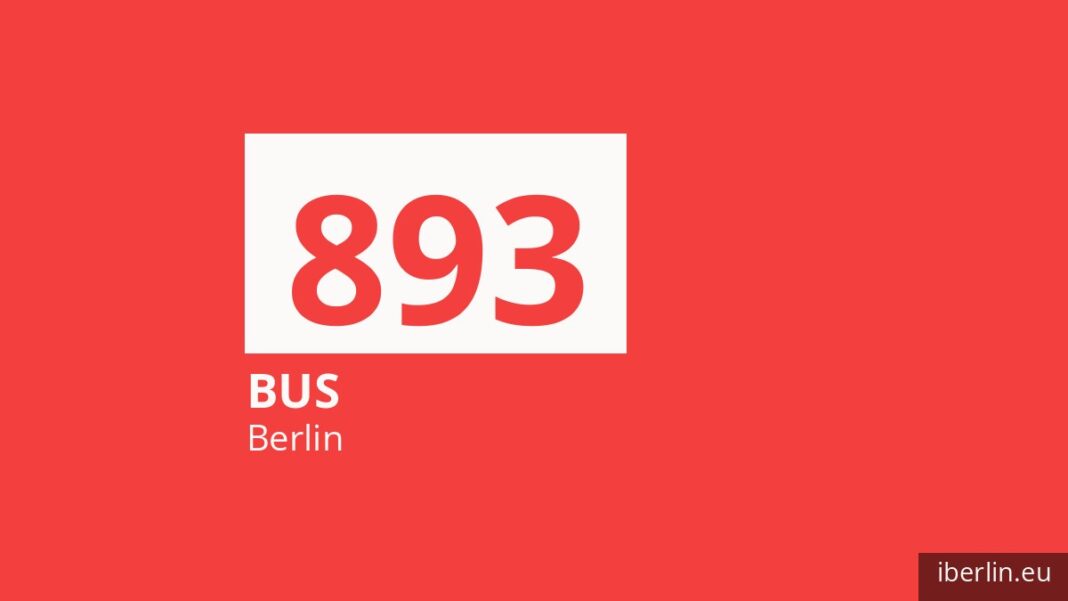 Bus 893 in Berlin